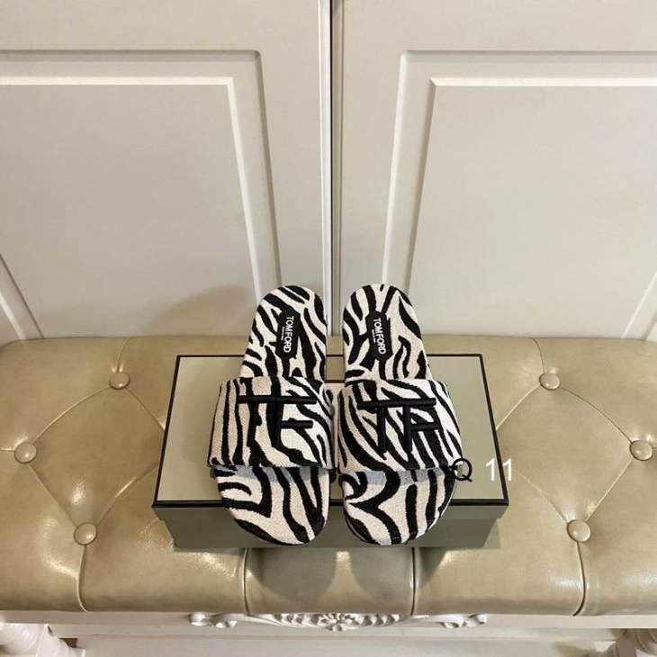 Picture of Tom Ford Slippers _SKUTOMFORDsz35-44Y0302104